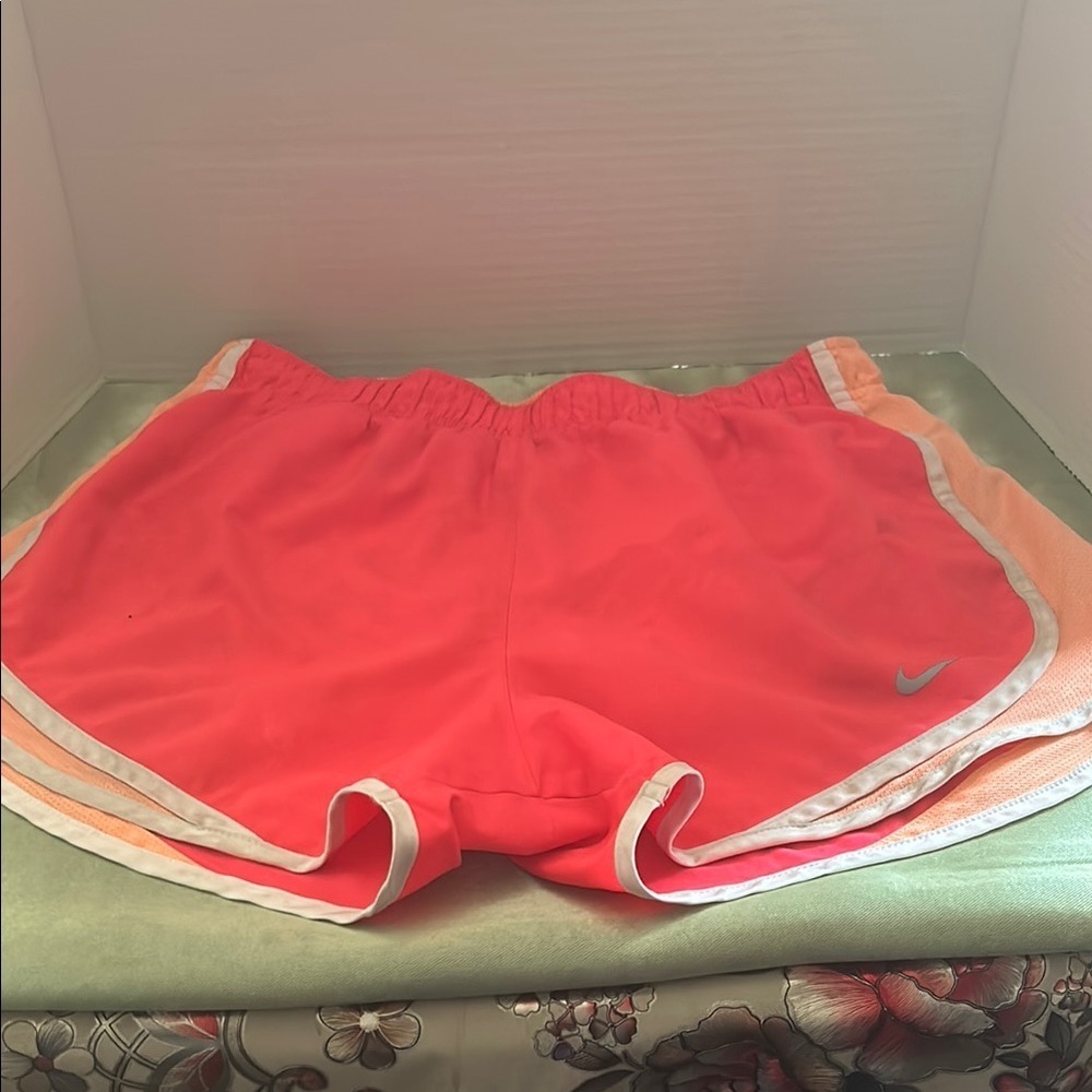 Nike Pink Athletic Shorts Lightweight Performance